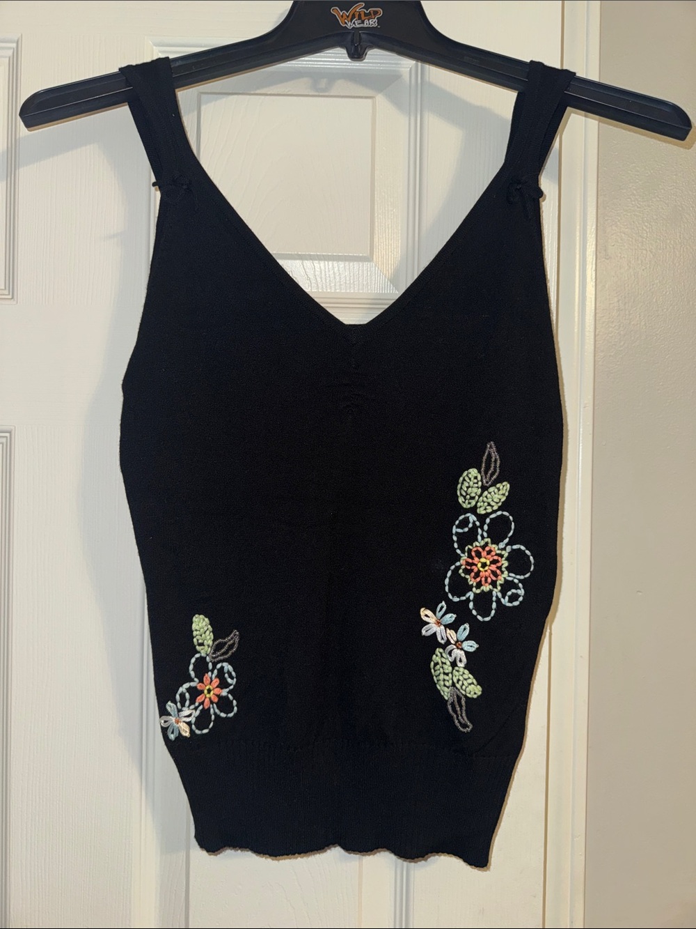 BCBGMaxAzria Black Embroidered Floral V-Neck Tank